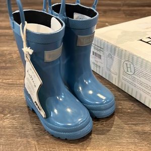 NWT Hatley Kids Rainboots Size 5